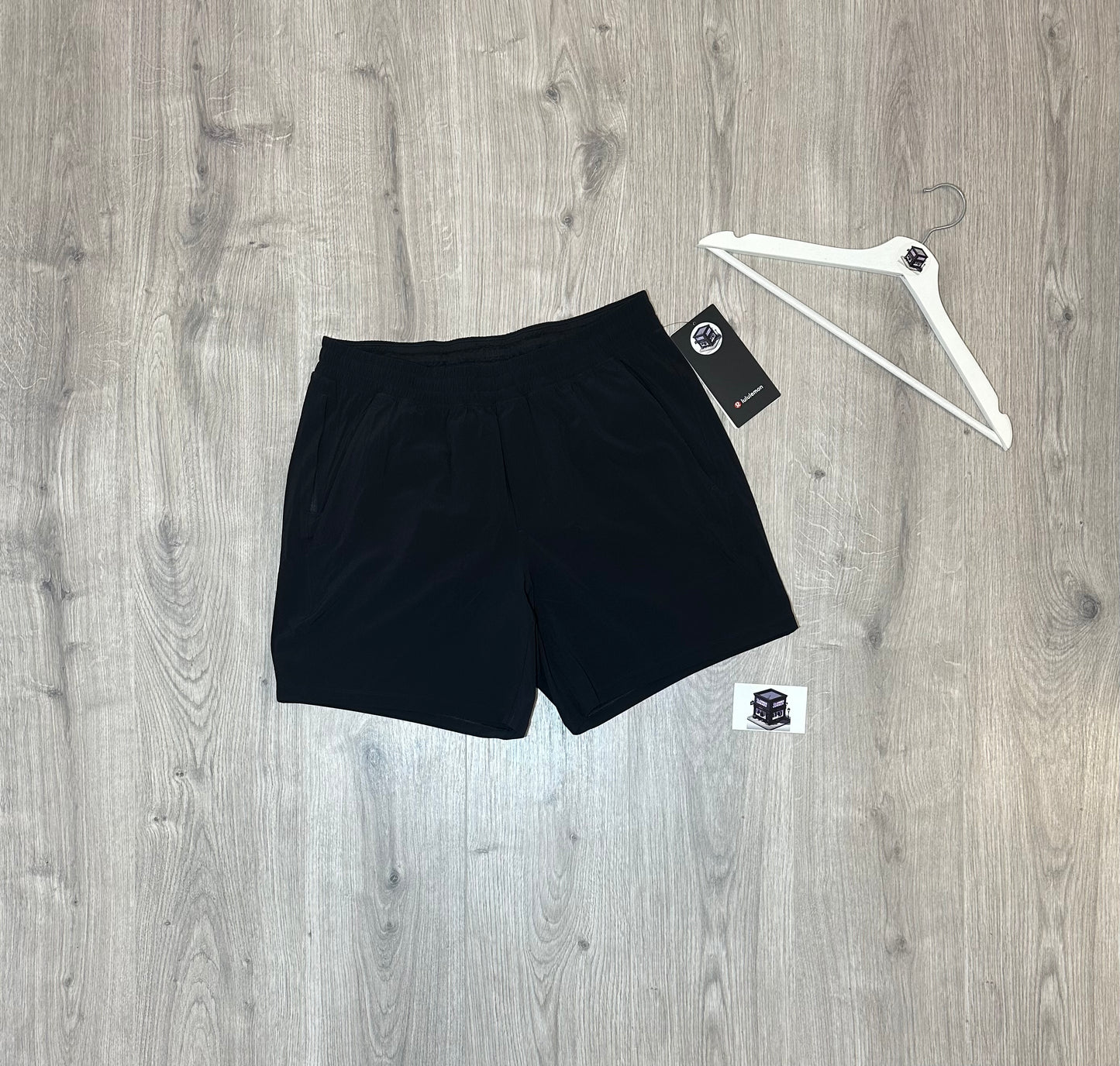 LULULEMON LICENSE-TO-TRAIN SET BLACK/WHITE