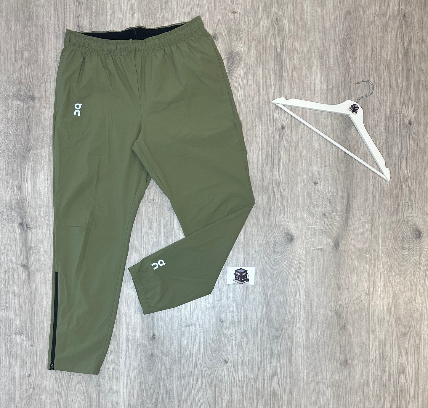 ON RUNNING CORE TRACKSUIT KHAKI SIZE LARGE