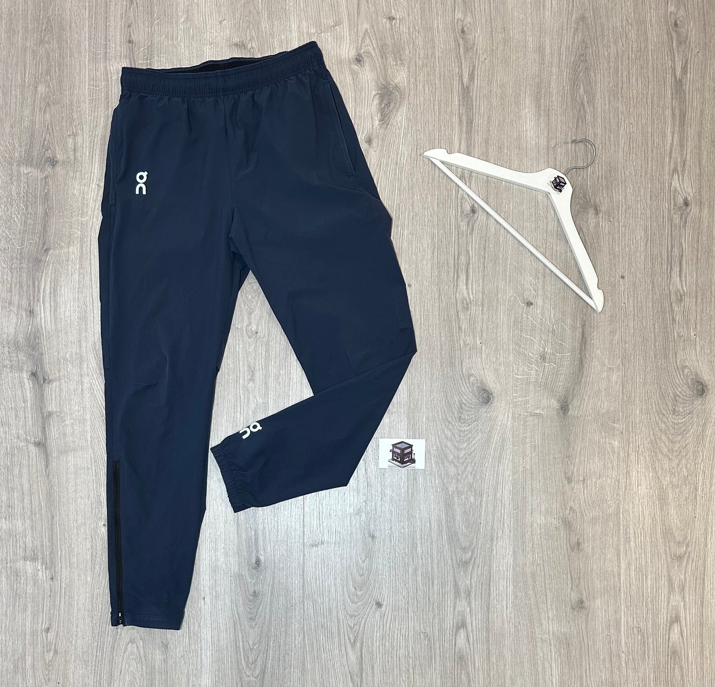 ON RUNNING CORE TRACKSUIT NAVY SIZE SMALL