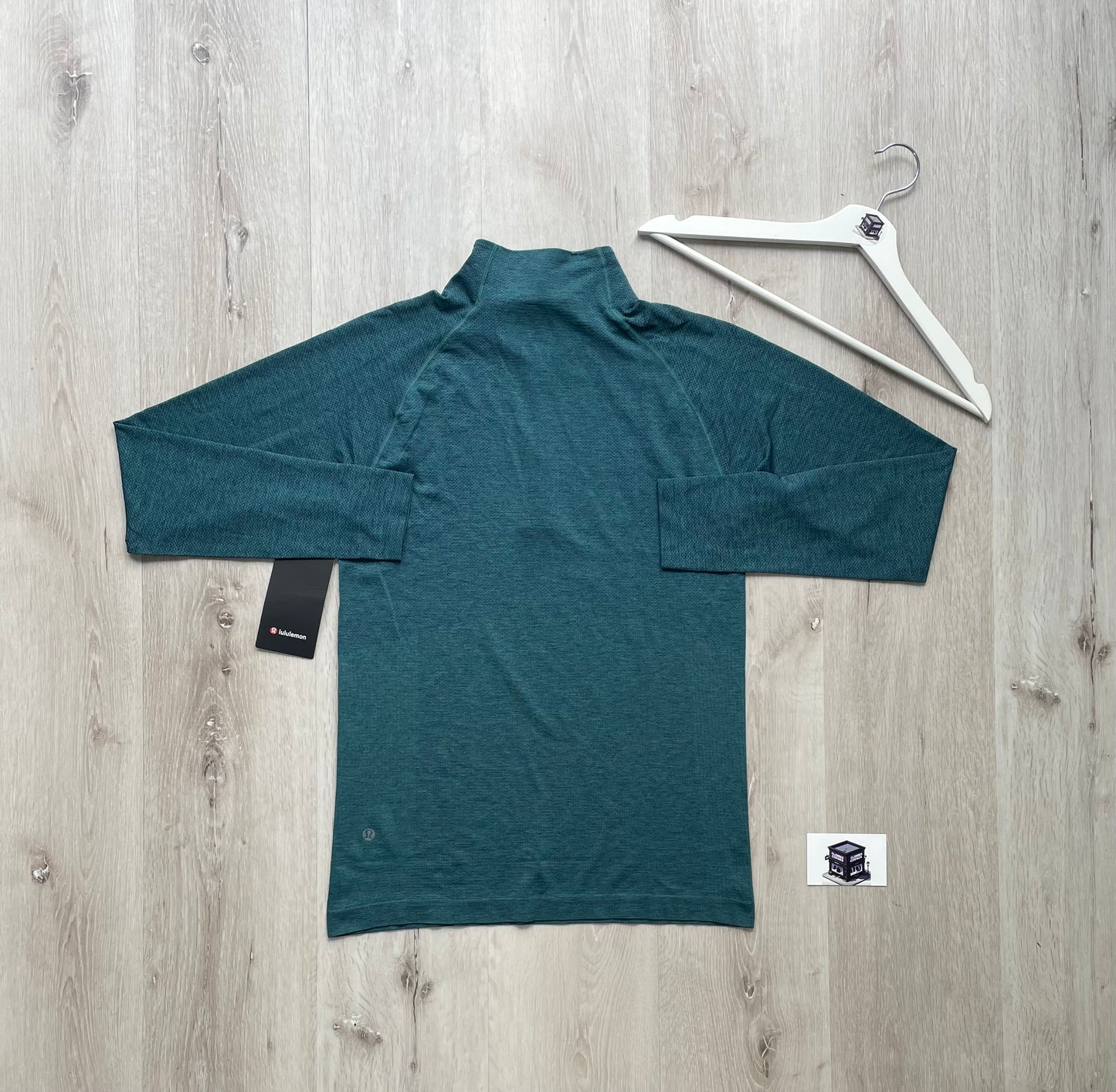 LULULEMON METAL VENT TECH 1/2 ZIP