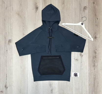 ON RUNNING TECH TRACKSUIT NAVY SIZE SMALL