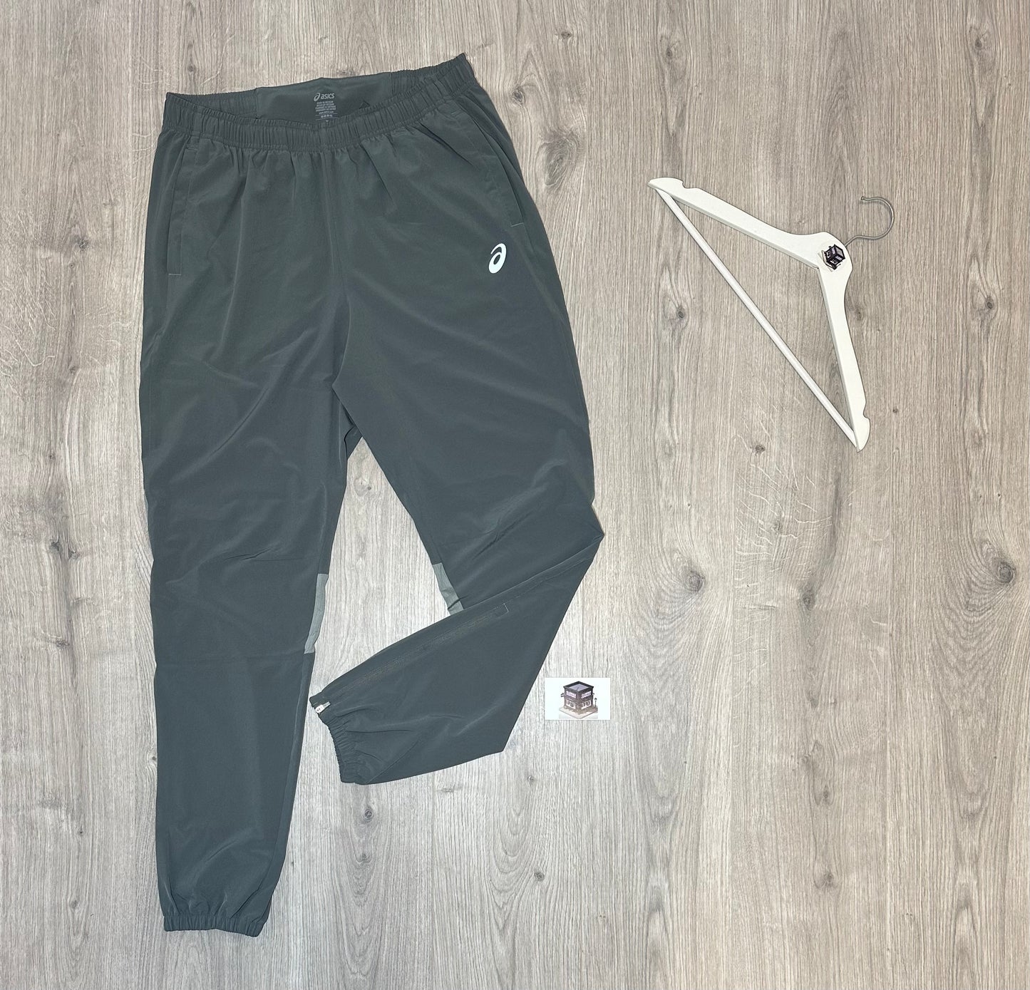 ASICS CORE TRACKSUIT GREY SIZE MEDIUM
