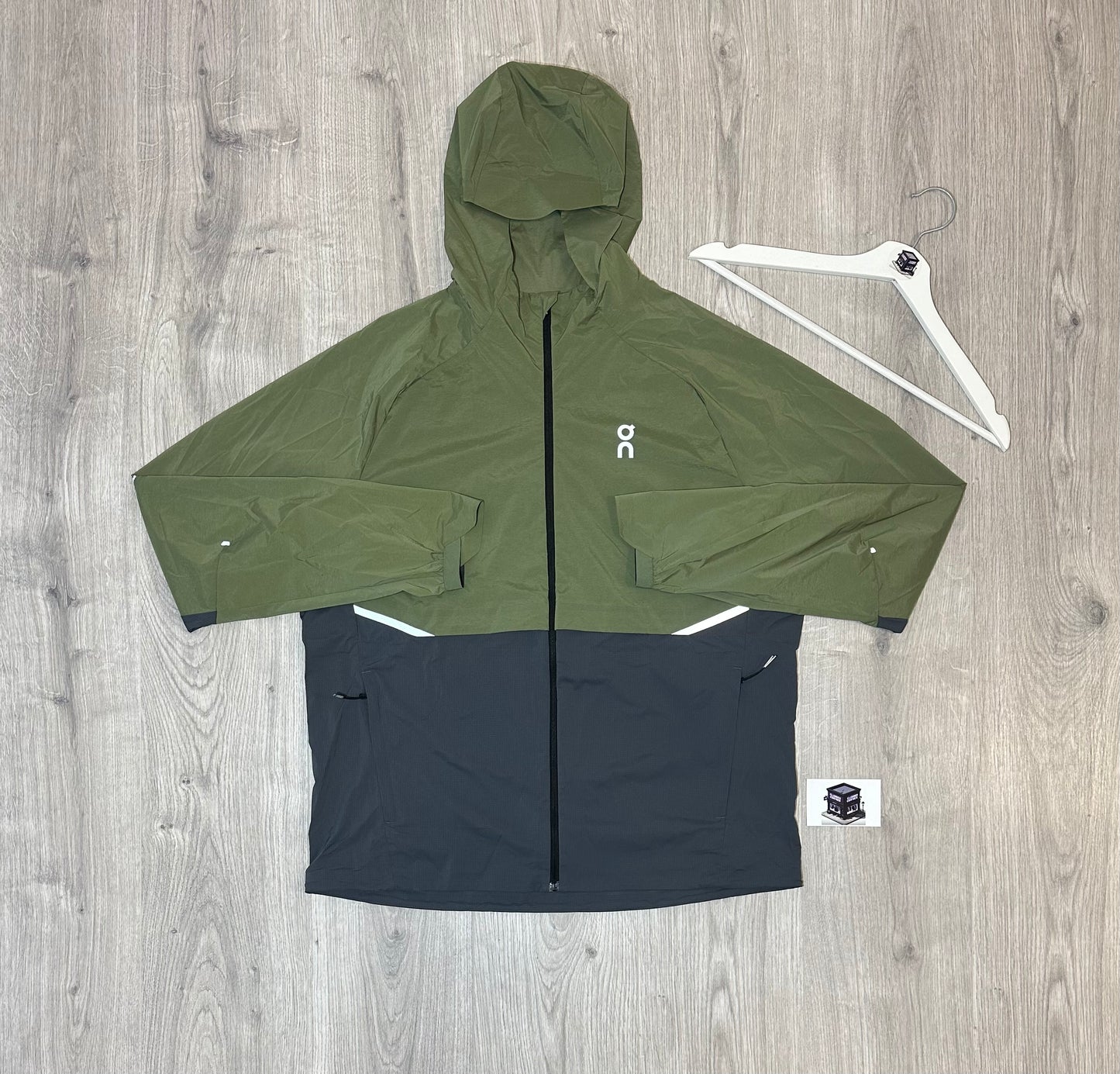 ON RUNNING CORE TRACKSUIT KHAKI SIZE LARGE