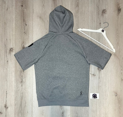 ON RUNNING TECH TRACKSUIT STEEL GREY SIZE SMALL PANTS & MEDIUM HOODIE