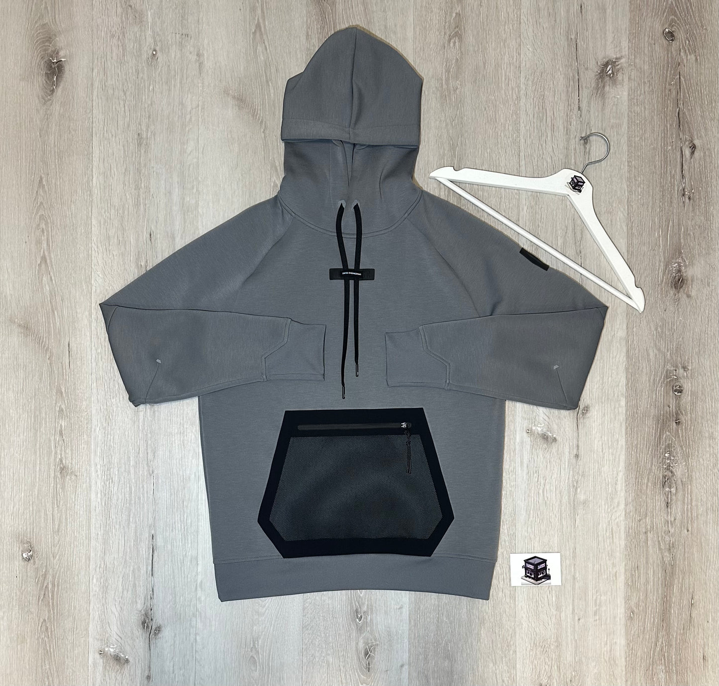 ON RUNNING TECH TRACKSUIT ROCK GREY SIZE SMALL PANTS/MEDIUM HOODIE
