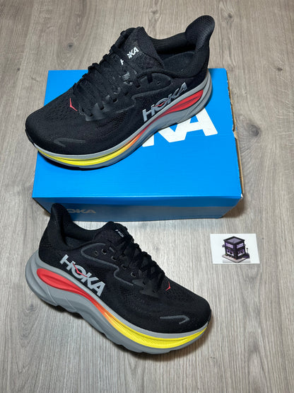 HOKA CLIFTON 10 BLACK