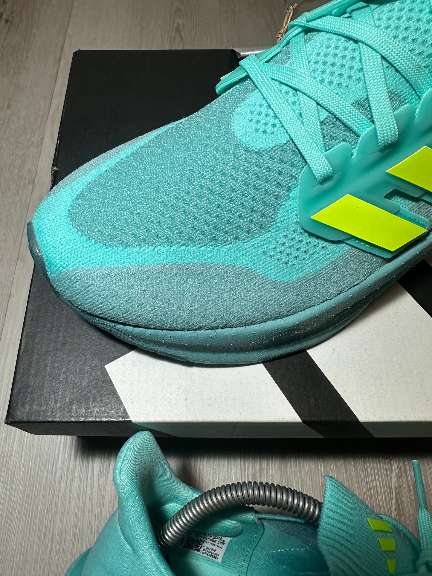 ADIDAS ULTRABOOST 5 FLASH AQUA/LEMON