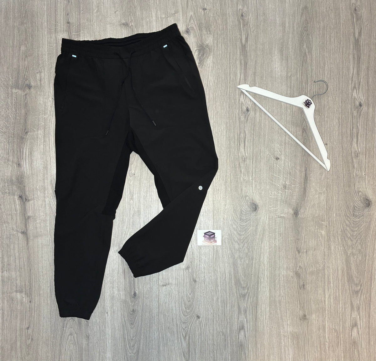 LULULEMON HOODIE TRACKSUIT WHITE/BLACK SIZE LARGE