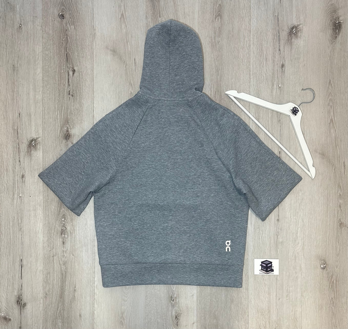 ON RUNNING FOCUS TECH TRACKSUIT STEEL GREY SIZE LARGE