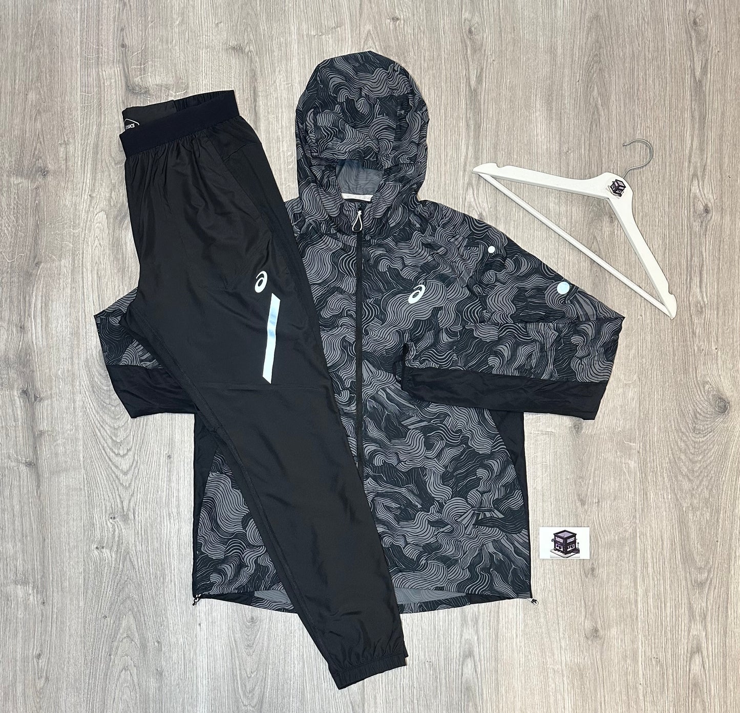 ASICS FUJITRAIL TRACKSUIT BLACK SIZE LARGE