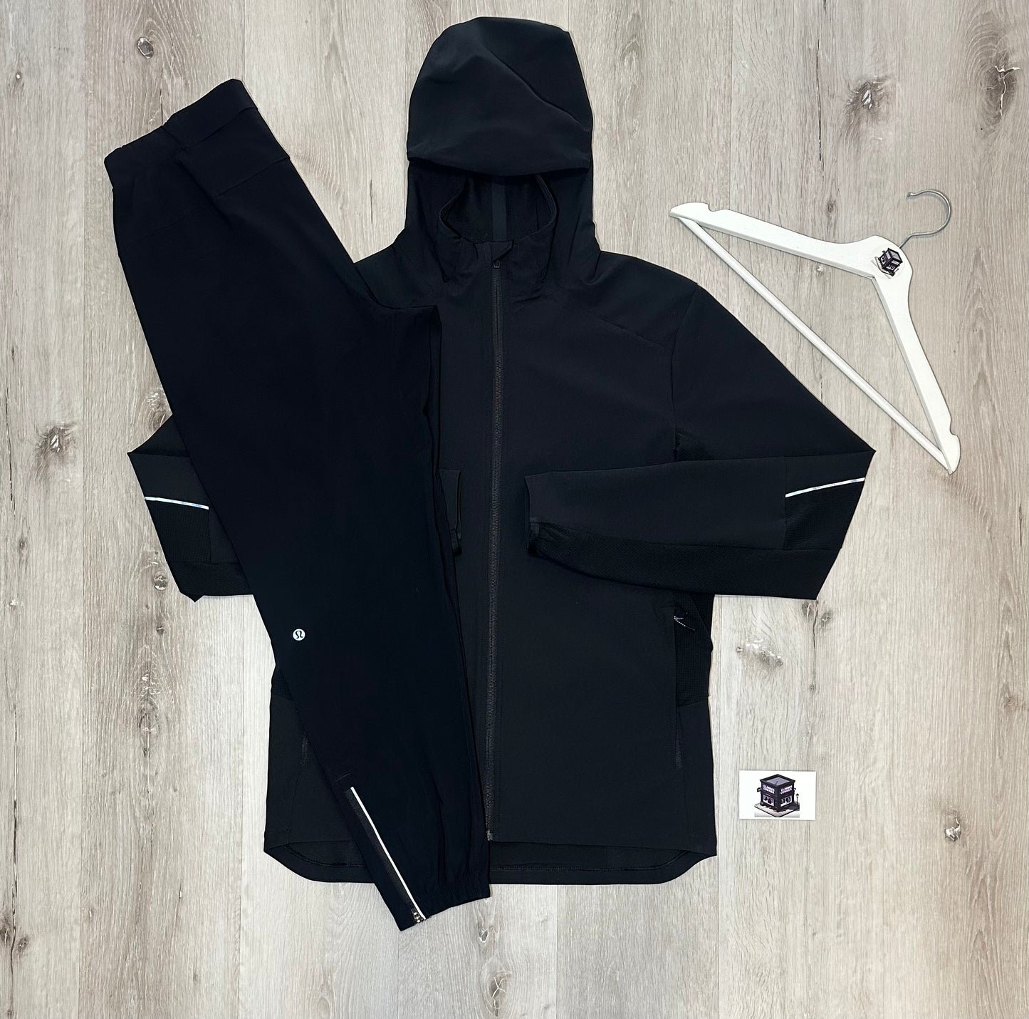 LULULEMON TRACKSUIT BLACK SIZE SMALL