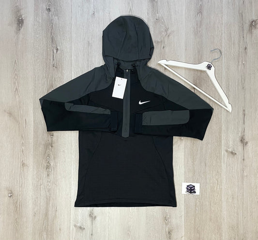 NIKE 1/2 ZIP PERFORMANCE HOODED JACKET