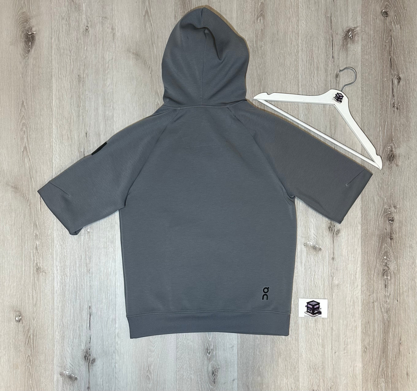 ON RUNNING TECH TRACKSUIT ROCK GREY SIZE SMALL PANTS/MEDIUM HOODIE