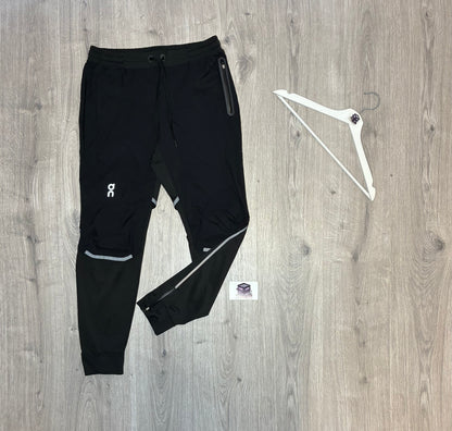 ON RUNNING TRACKSUIT KHAKI/BLACK SIZE MEDIUM