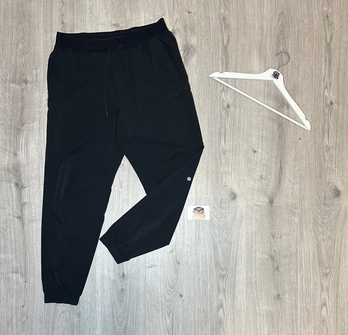 LULULEMON TRACKSUIT GREY/BLACK SIZE LARGE