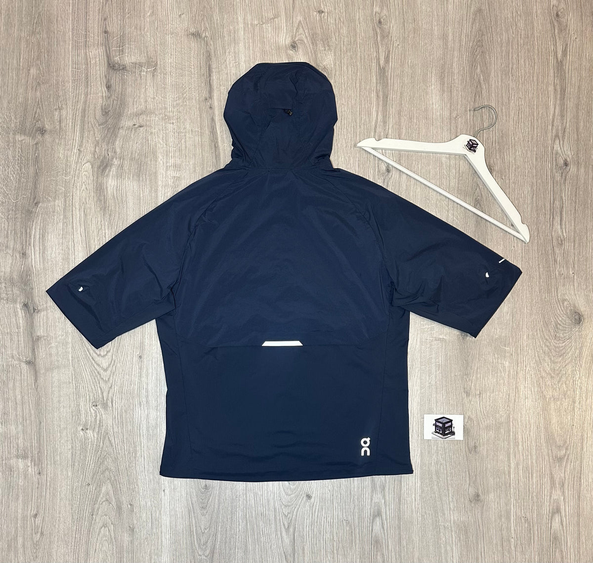 ON RUNNING CORE TRACKSUIT NAVY SIZE MEDIUM