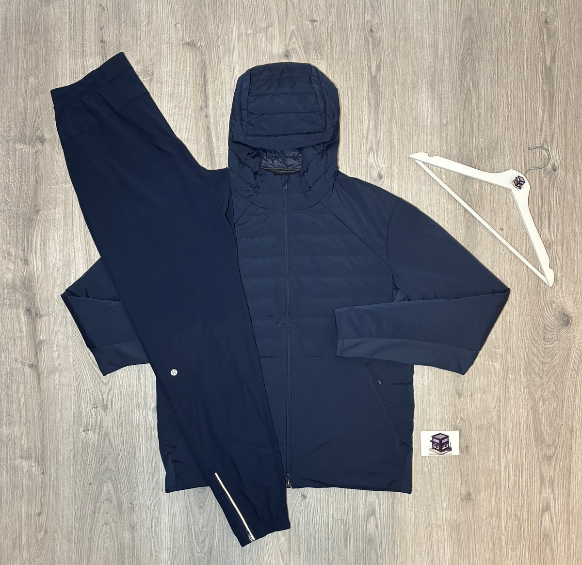 LULULEMON DOWN FOR IT ALL TRACKSUIT NAVY SIZE EXTRA LARGE JACKET & LARGE LONG PANTS