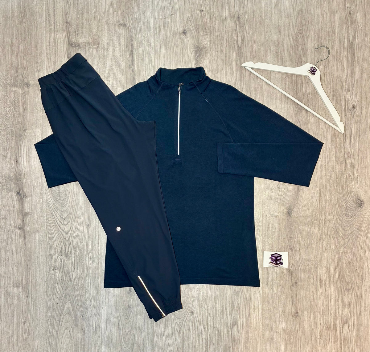 LULULEMON TRACKSUIT NAVY SIZE LARGE
