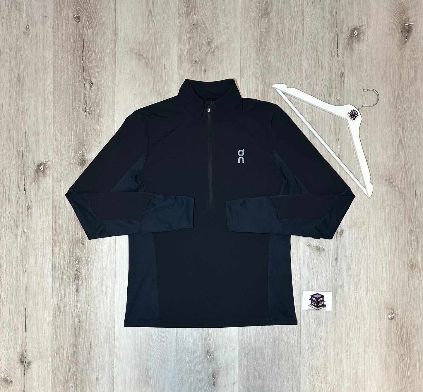 ON RUNNING TRACKSUIT BLACK/NAVY SIZE MEDIUM