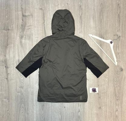 ON RUNNING TRACKSUIT KHAKI/BLACK SIZE MEDIUM
