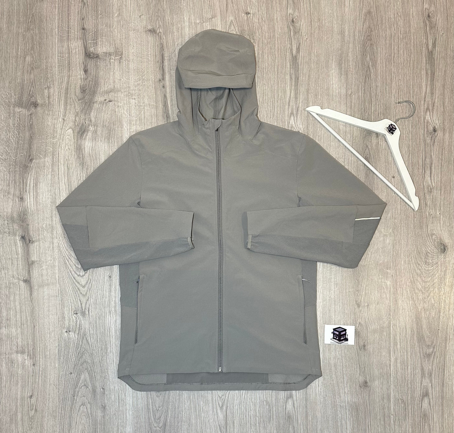 LULULEMON TRACKSUIT GREY/BLACK SIZE XL