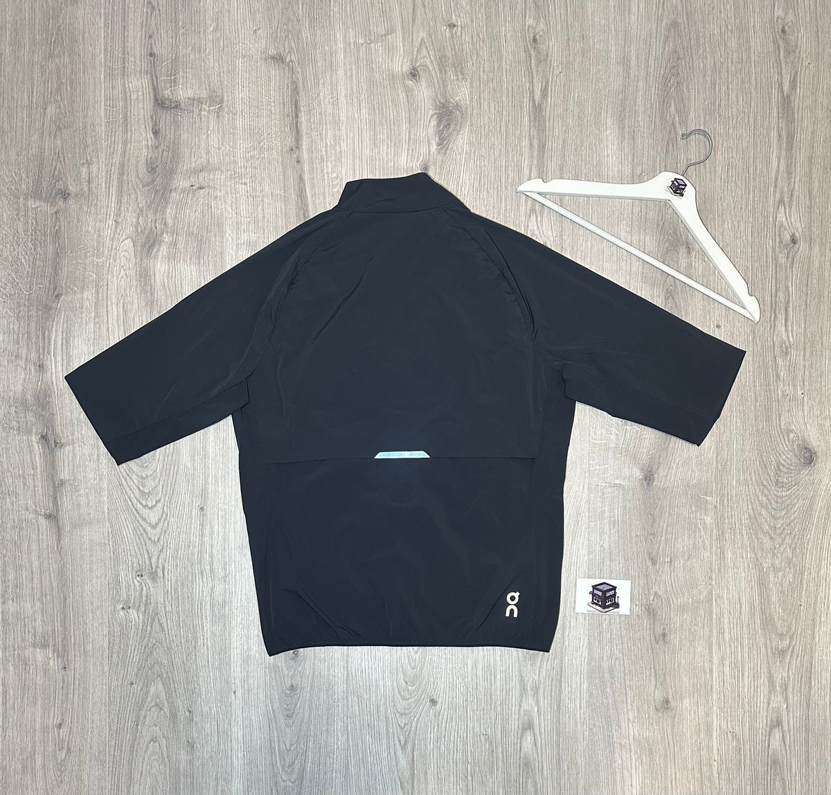 ON RUNNING WEATHER TRACKSUIT BLACK SIZE MEDIUM