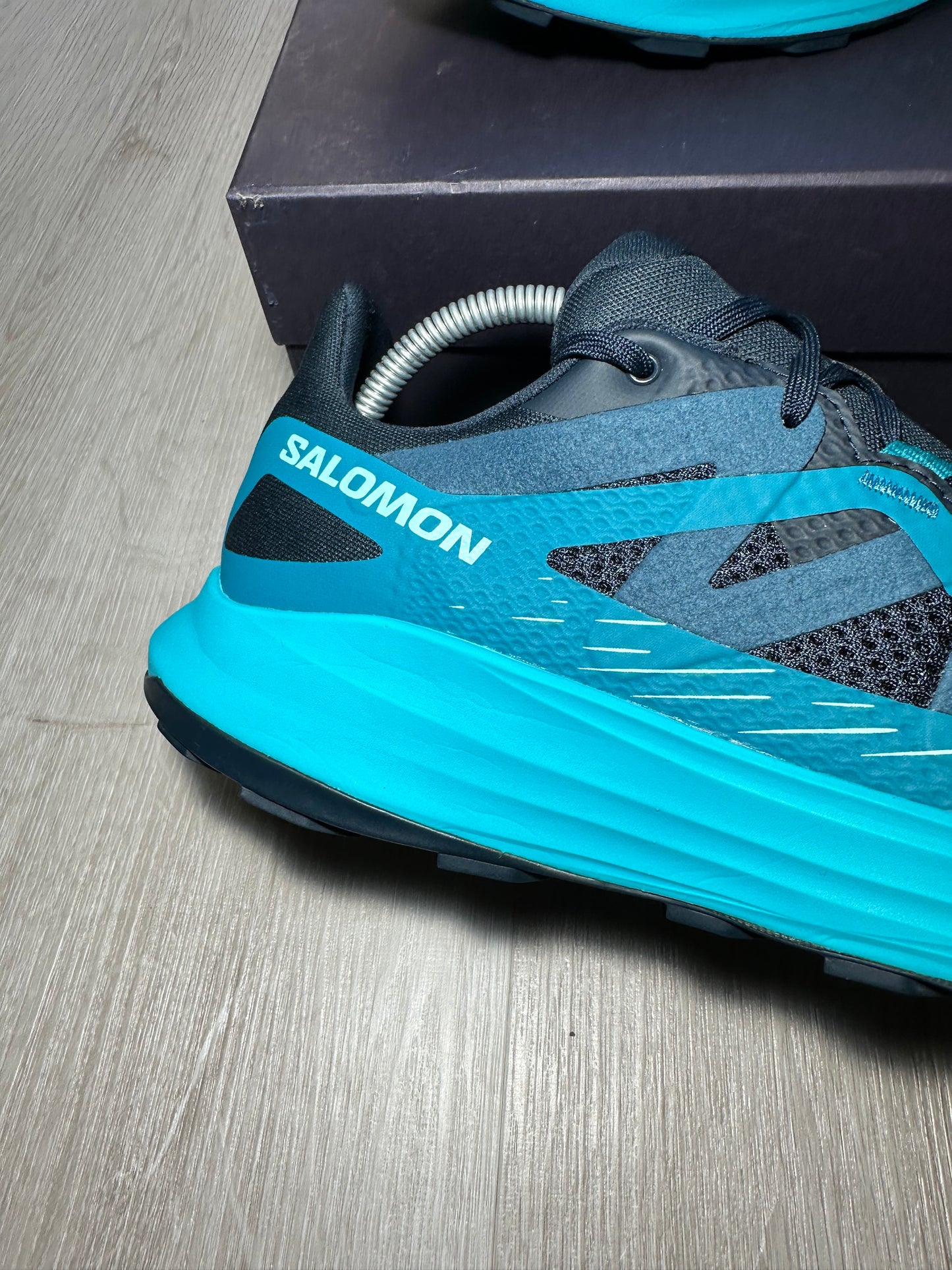 SALOMON ULTRA FLOW TRAIL RUNNING SHOES