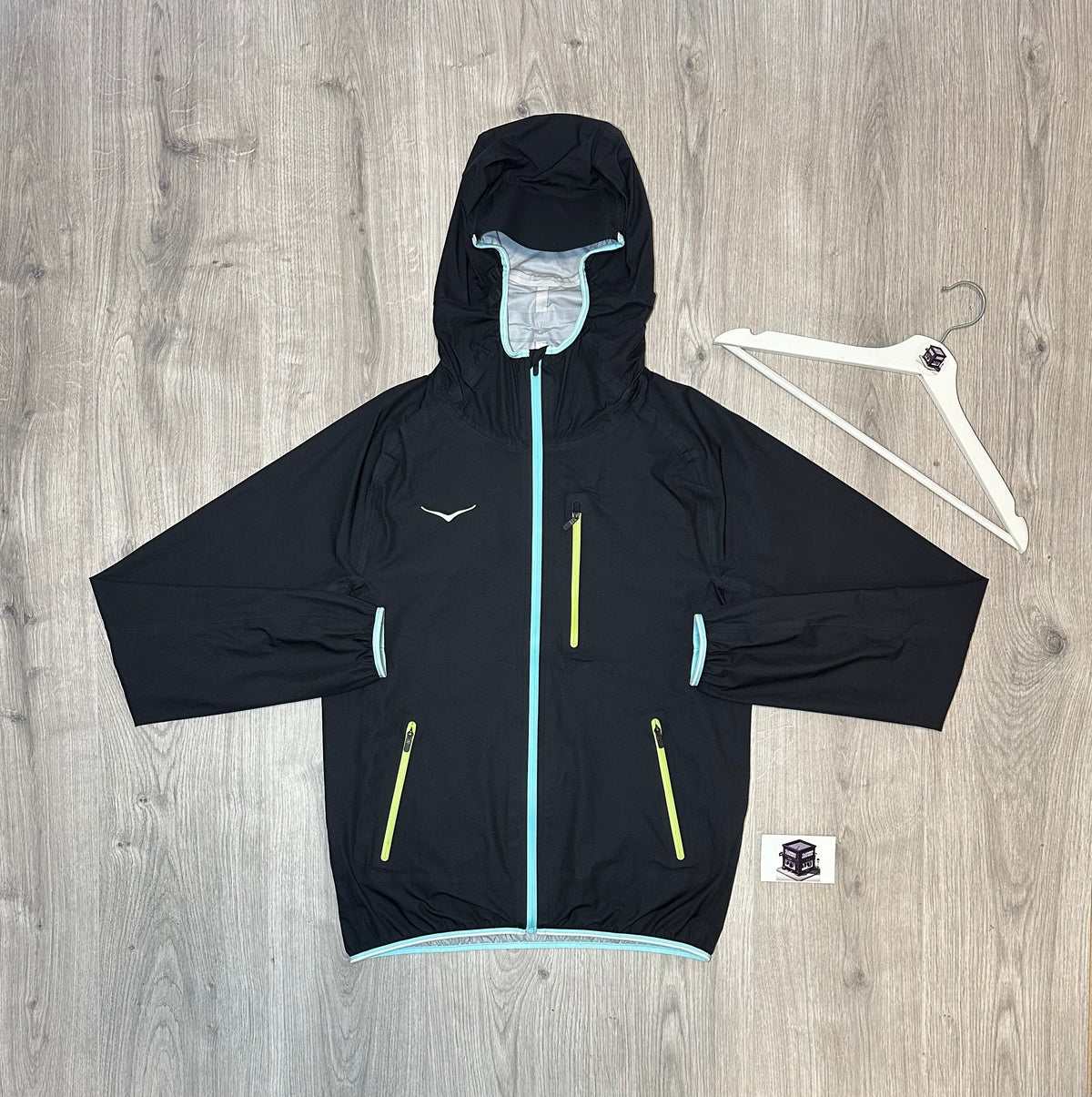 HOKA TECSKY WATERPROOF TRACKSUIT BLACK SIZE SMALL