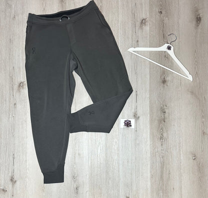 ON RUNNING TECH TRACKSUIT ECLIPSE SIZE MEDIUM PANTS & LARGE HOODIE