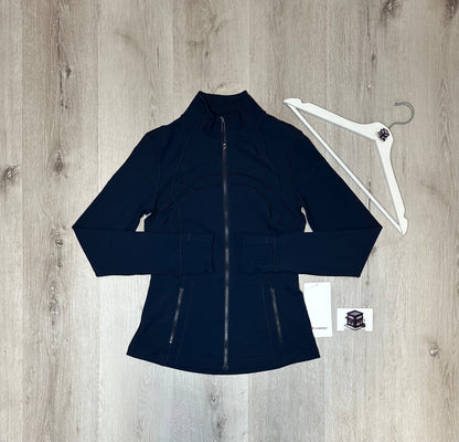 WOMEN’S LULULEMON DEFINE NULU NAVY SET