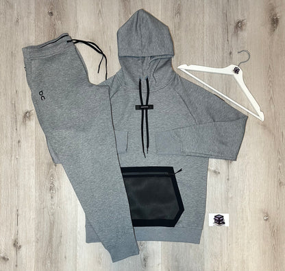 ON RUNNING TECH TRACKSUIT STEEL GREY SIZE SMALL PANTS & MEDIUM HOODIE