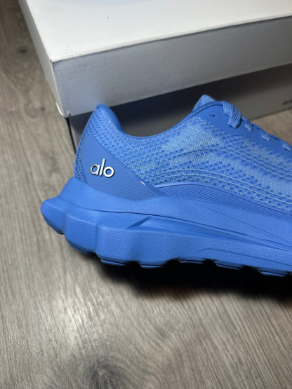 ALO RUNNER CRYSTAL CLEAR BLUE