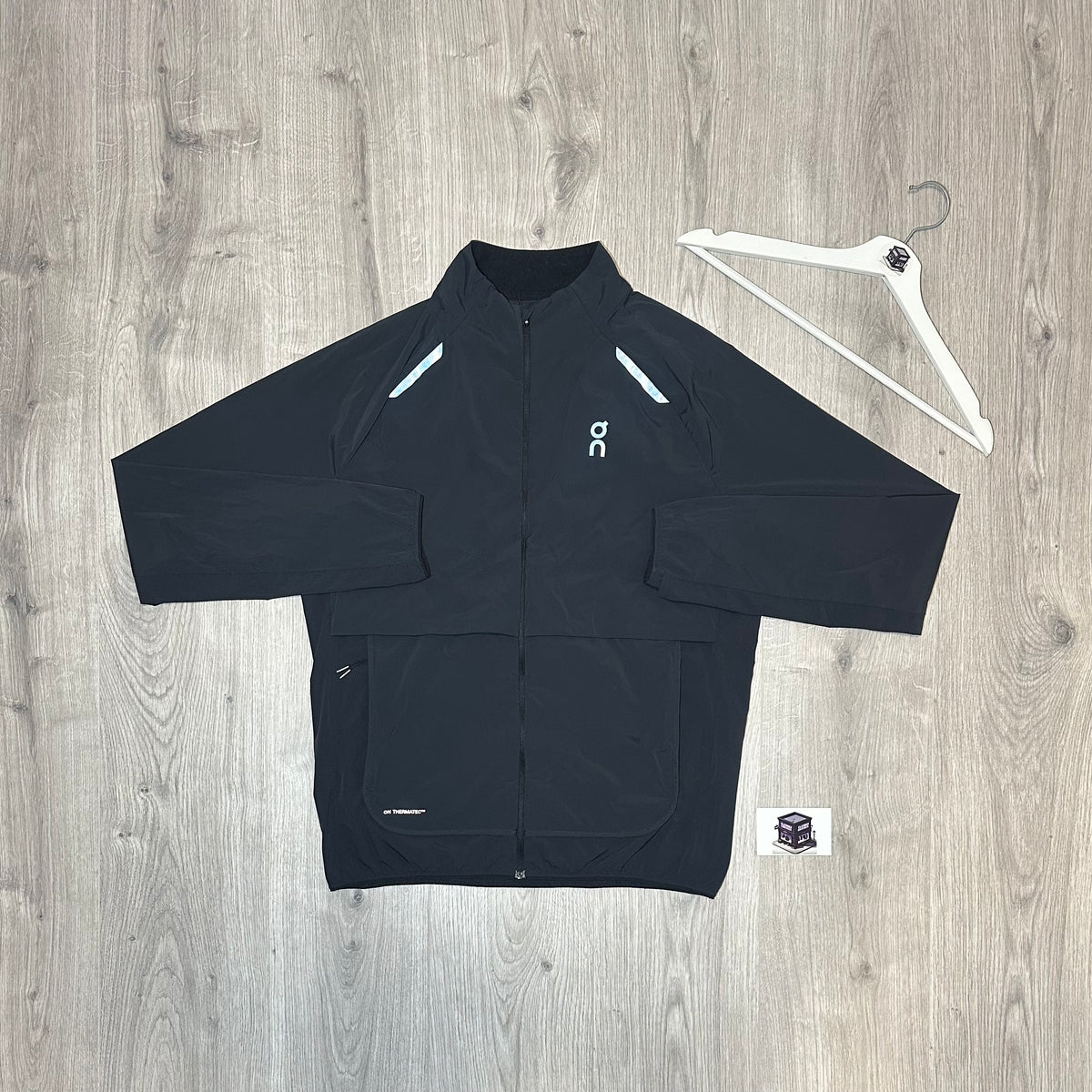 ON RUNNING WEATHER TRACKSUIT BLACK SIZE MEDIUM