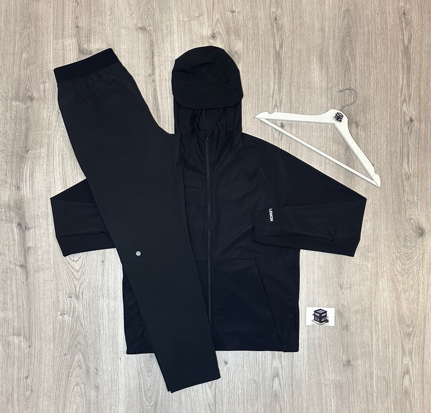 LULULEMON TRACKSUIT BLACK SUZE MEDIUM