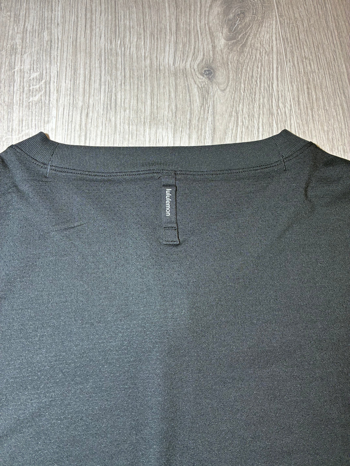 LULULEMON EASYSET TRAIN T-SHIRT BLACK