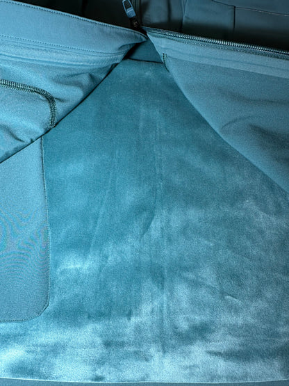 LULULEMON CROSS CHILL TRACKSUIT TEAL/BLACK SIZE MEDIUM