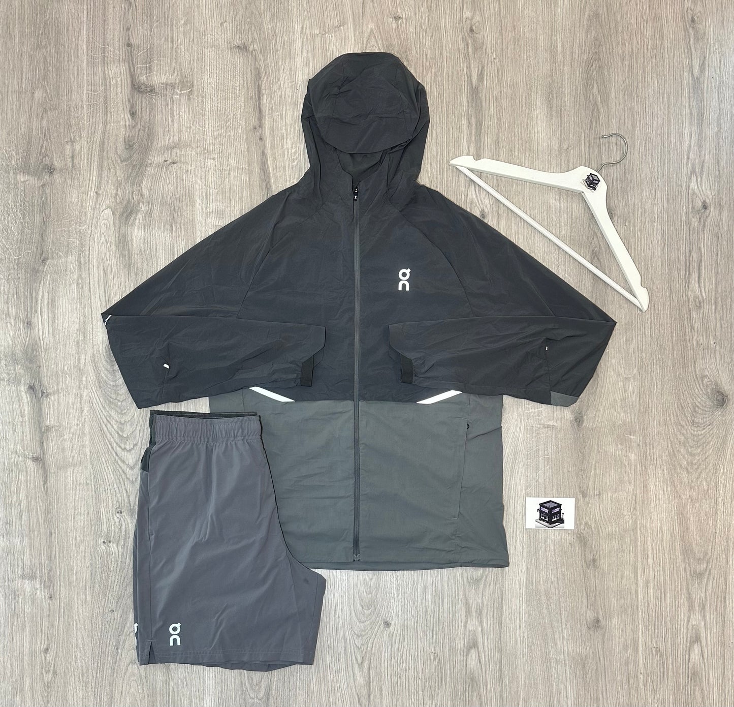 ON RUNNING 3-PIECE CORE SET GREY SIZE SMALL