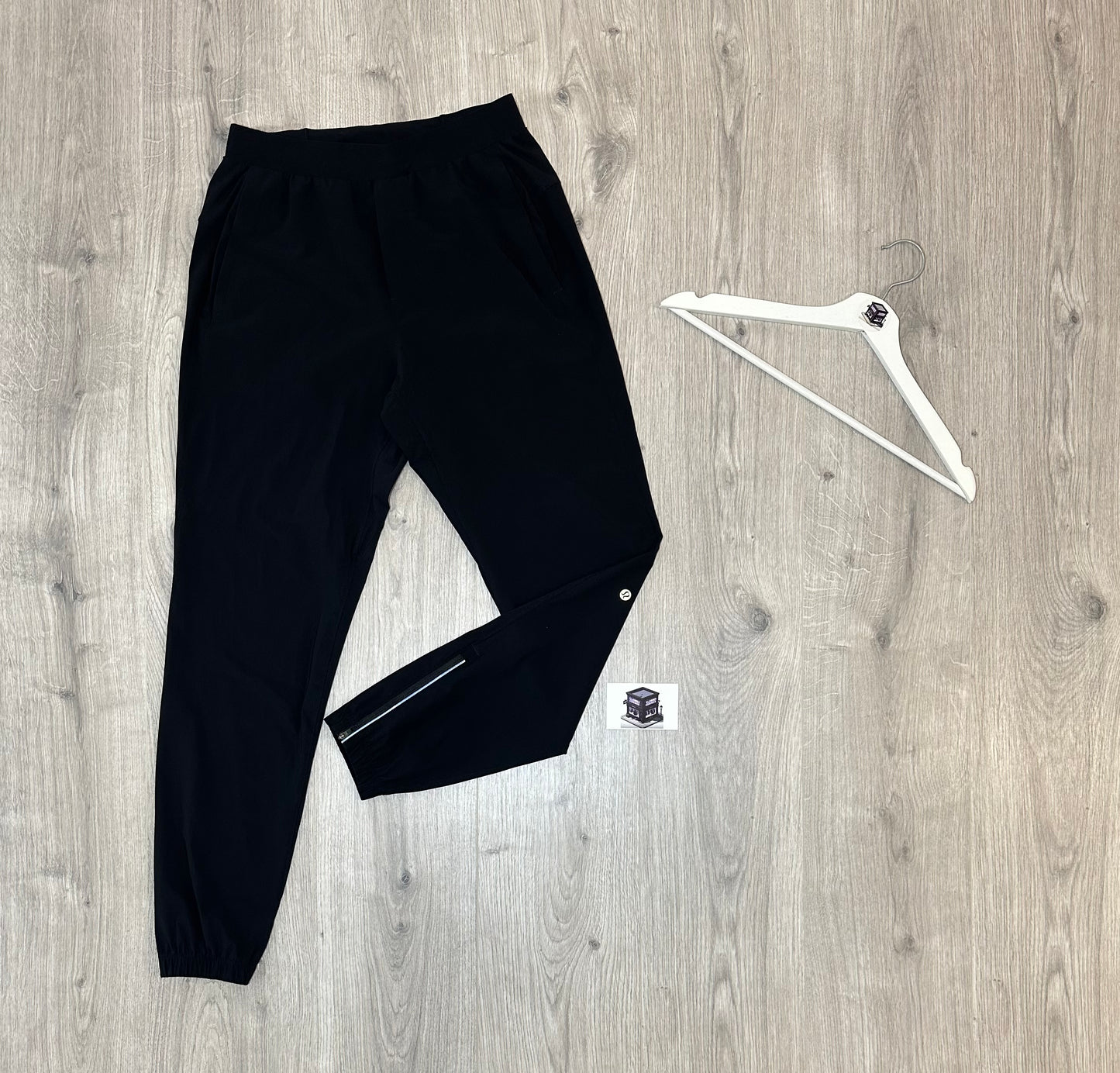 LULULEMON HOODIE TRACKSUIT WHITE/BLACK SIZE SMALL
