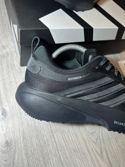 ADIDAS SUPERNOVA RISE 3 GORETEX BLACK