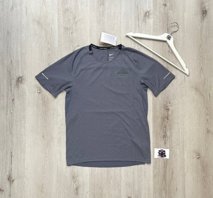 NIKE TRAIL DRI-FIT T-SHIRT GREY