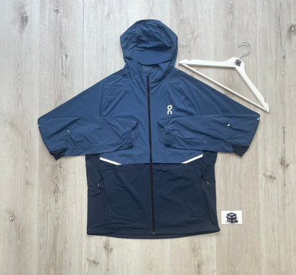 ON RUNNING CORE TRACKSUIT NAVY SIZE MEDIUM