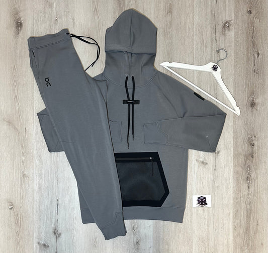 ON RUNNING TECH TRACKSUIT ROCK GREY SIZE SMALL PANTS/MEDIUM HOODIE