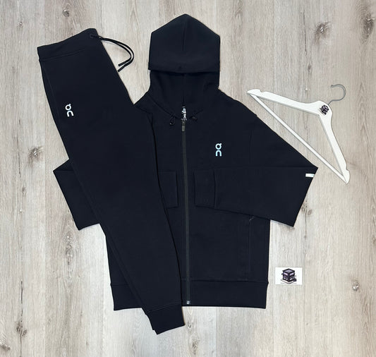 ON RUNNING FOCUS TECH TRACKSUIT BLACK SIZE SMALL