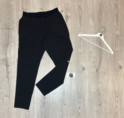 LULULEMON TRACKSUIT BLACK SUZE MEDIUM