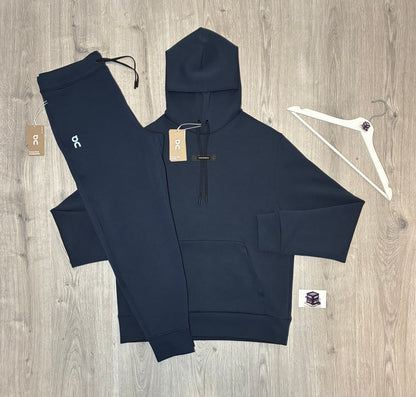 ON RUNNING FOCUS TECH TRACKSUIT NAVY