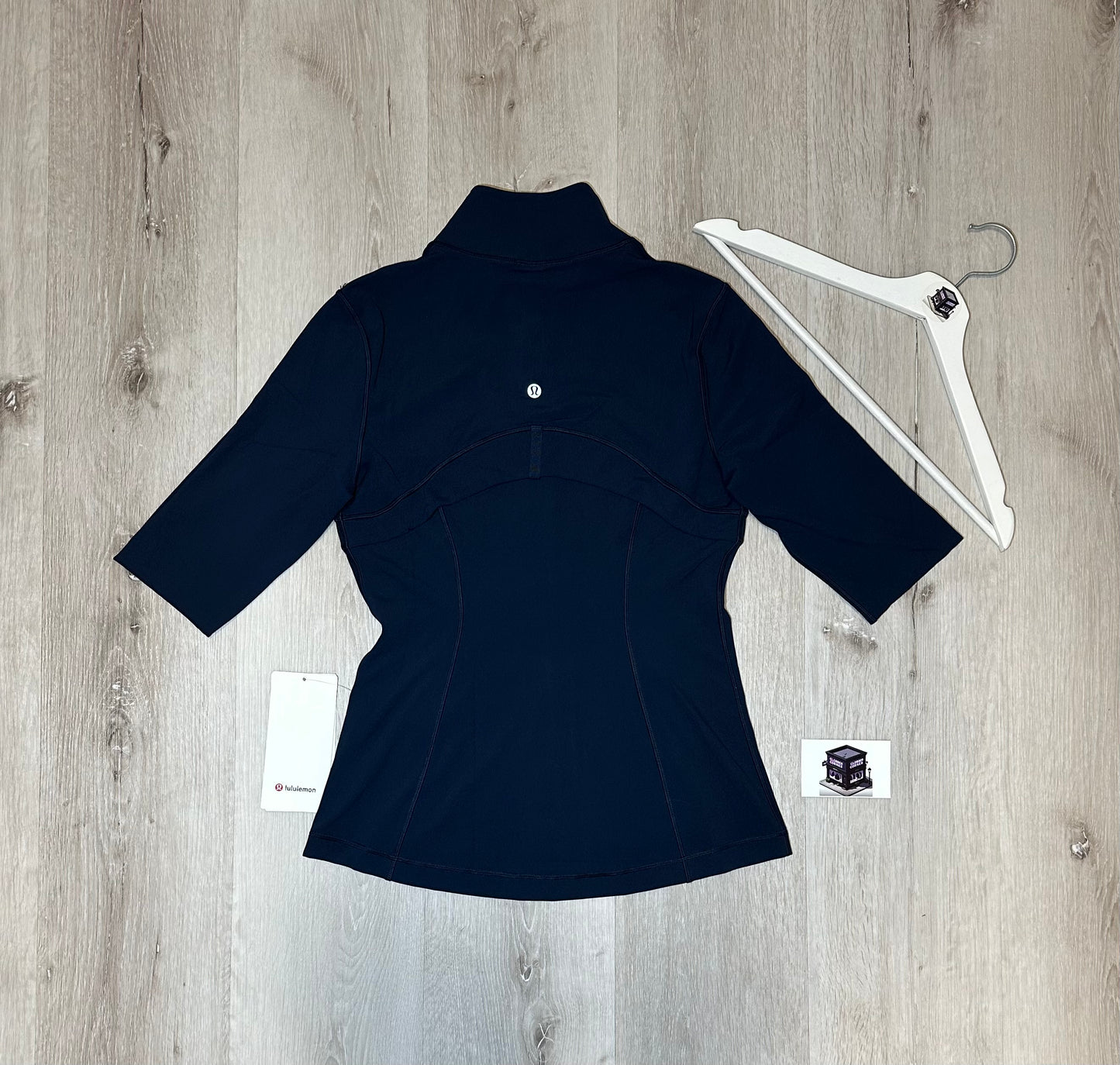 WOMEN’S LULULEMON DEFINE NULU NAVY SET