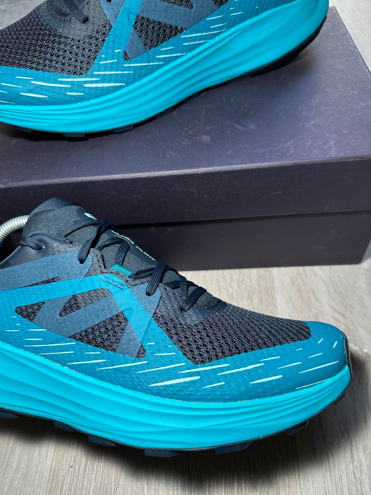 SALOMON ULTRA FLOW TRAIL RUNNING SHOES