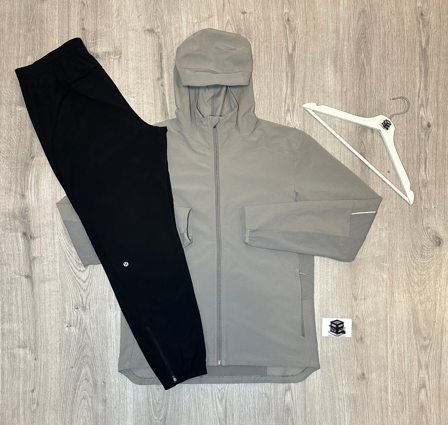 LULULEMON TRACKSUIT GREY/BLACK SIZE XL