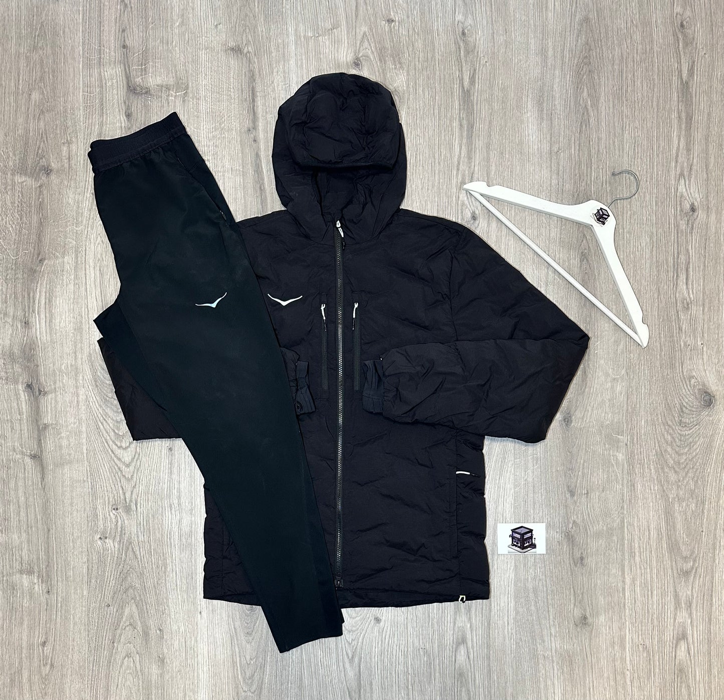 HOKA SKYFIL TRACKSUIT BLACK SIZE SMALL