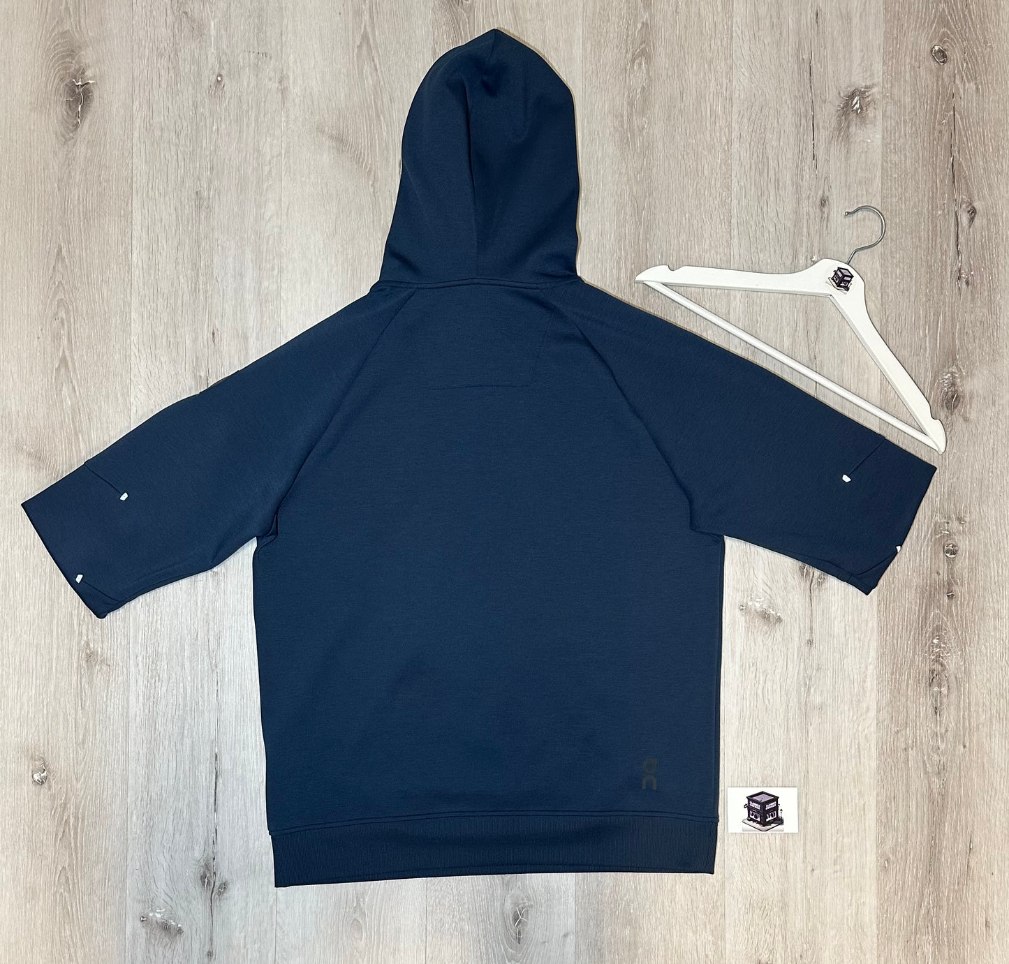 ON RUNNING TECH TRACKSUIT NAVY SIZE LARGE